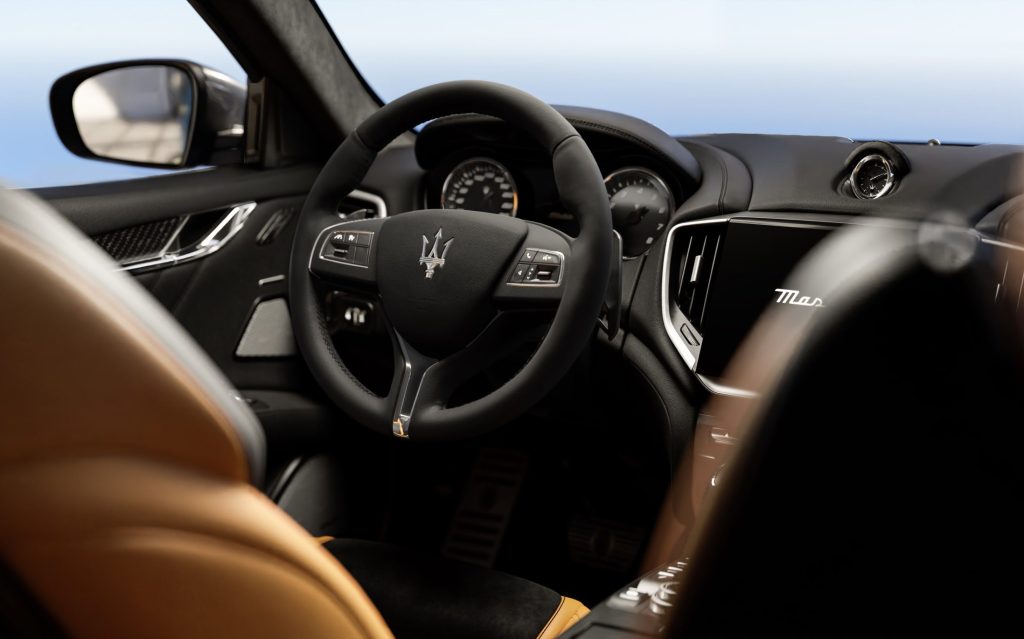 Maserati Ghibli 334 Ultima steering wheel