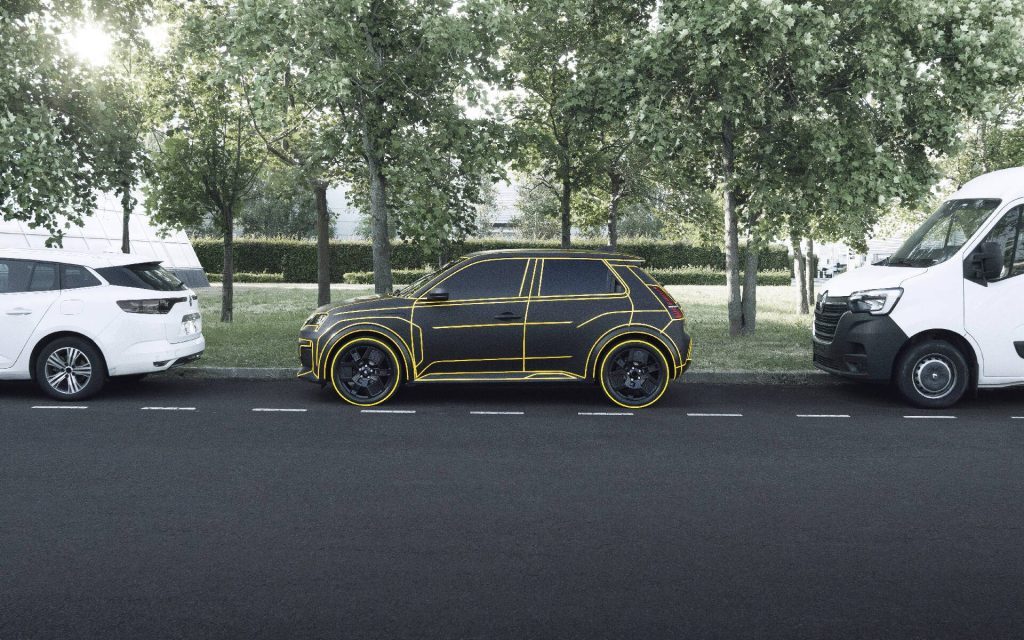 Camouflaged Renault 5 parked between two cars