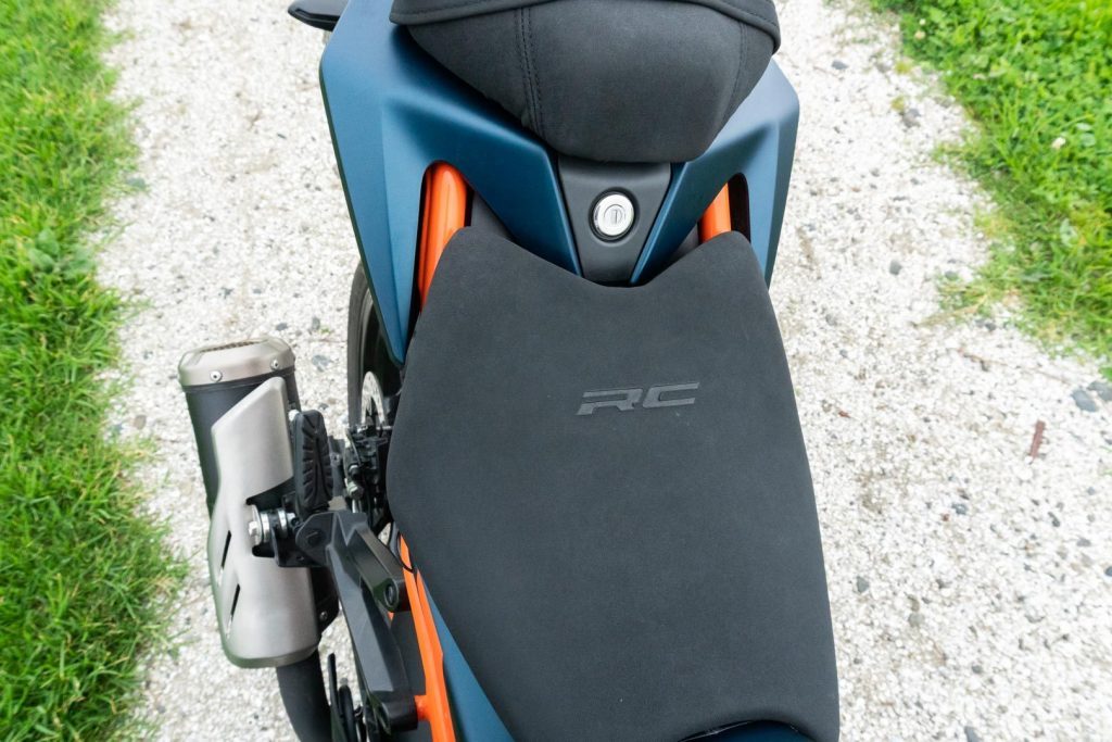 KTM RC 390 seat