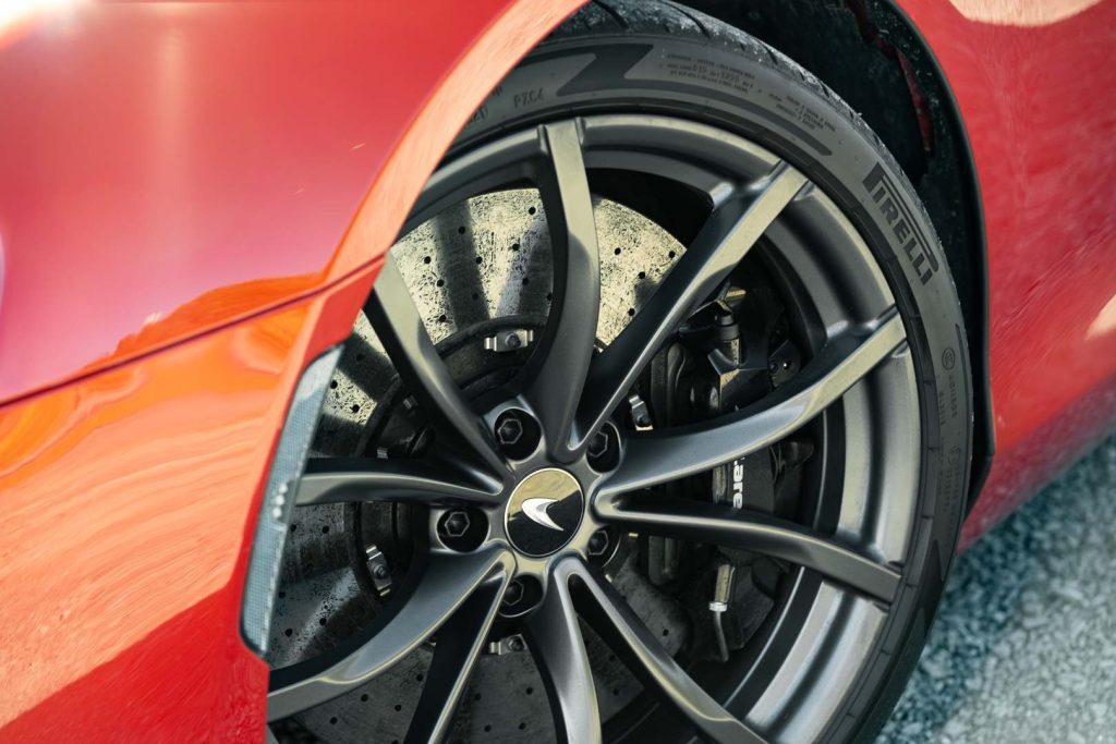 McLaren Artura wheel photo