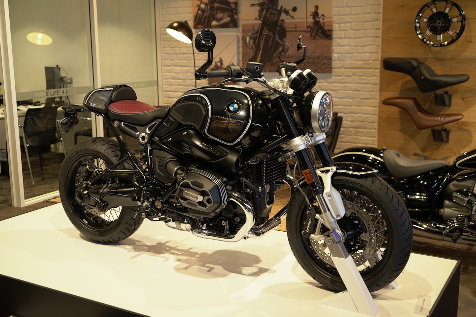 bmw motorcycle shops