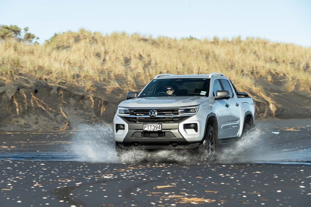 VW Amarok PanAmericana passing through water