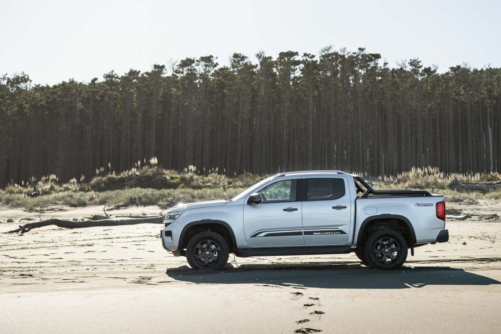 Side profile of the Volkswagen Amarok PanAmericana