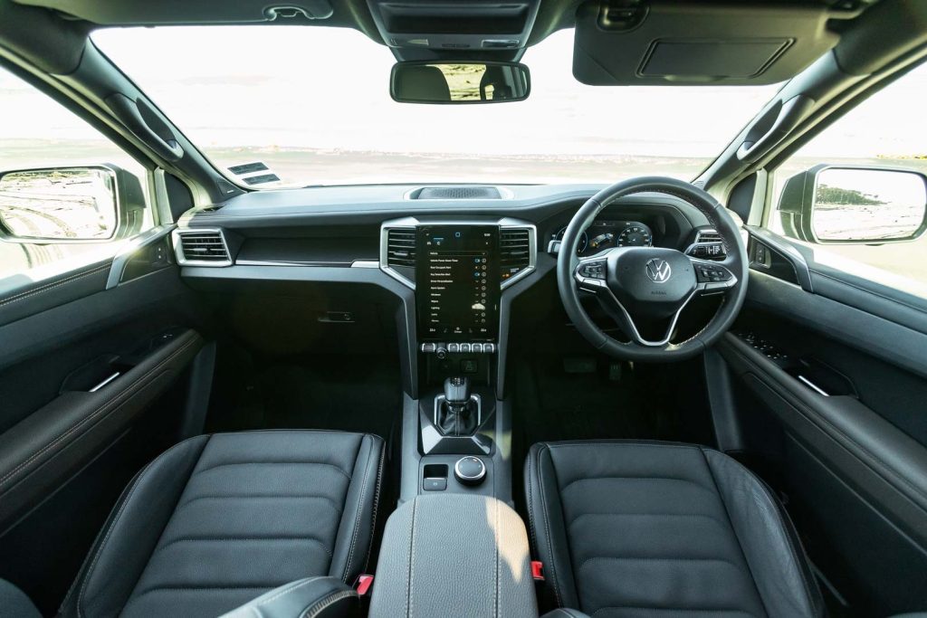 Interior wide angle of the new Volkswagen Amarok PanAmericana