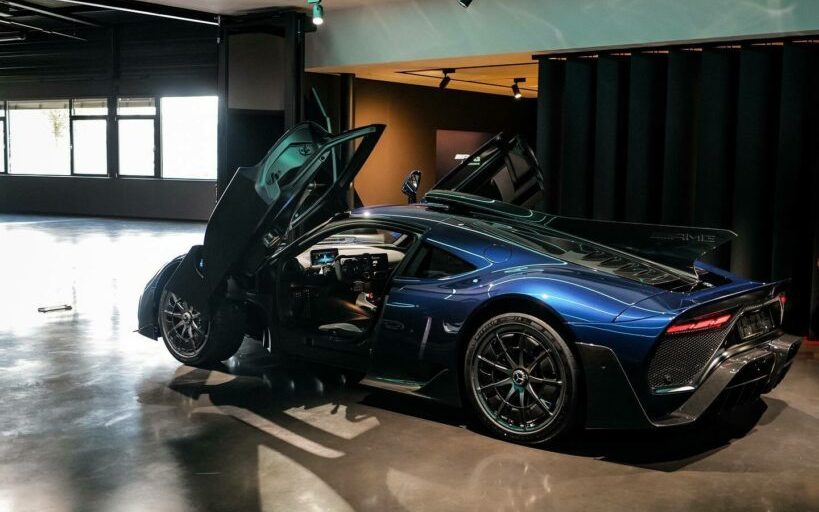 Valtteri Bottas' Mercedes-AMG One with doors open