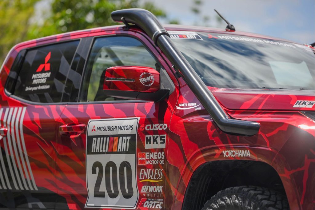 Mitsubishi Triton rally car close up