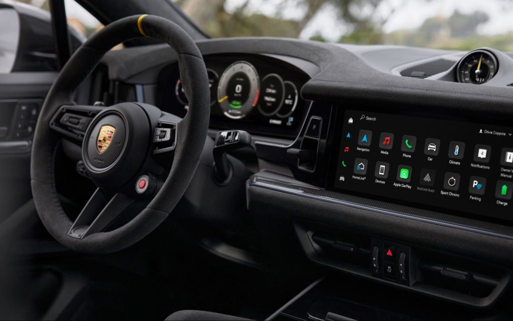 Porsche Cayenne Turbo E-Hybrid interior