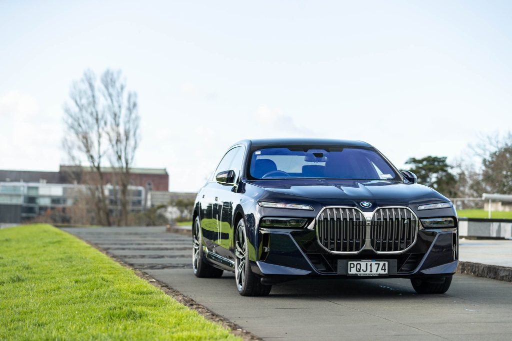 BMW i7 front end, at Auckland museum