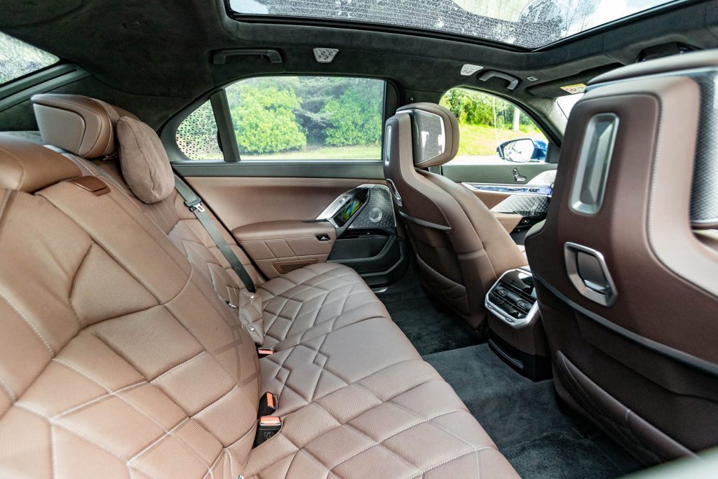 BMW i7 xDrive 60 rear interior space