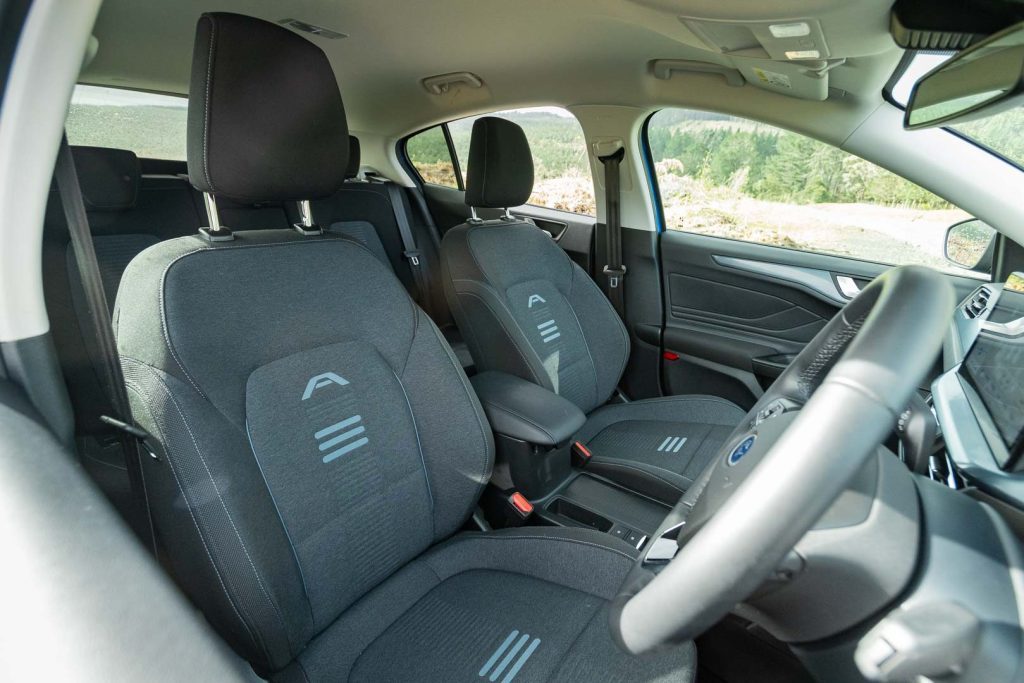 Front seats of the Ford Focus Active