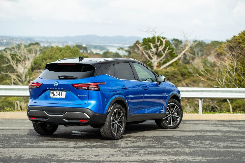 Nissan Qashqai e-Power in blue, showing the rear