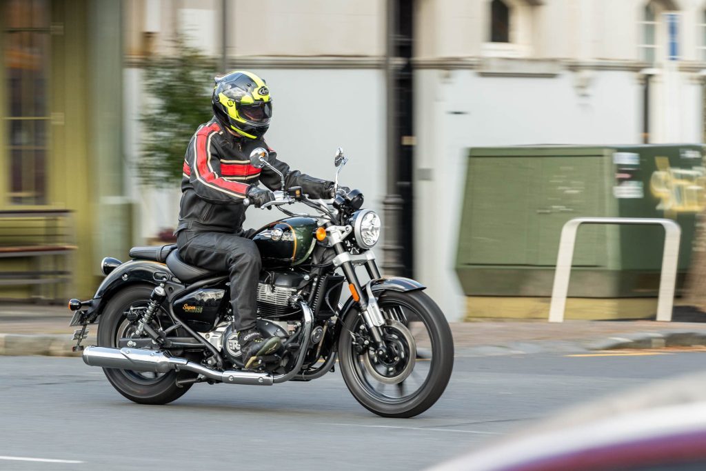 Royal Enfield Super Meteor 650 riding past