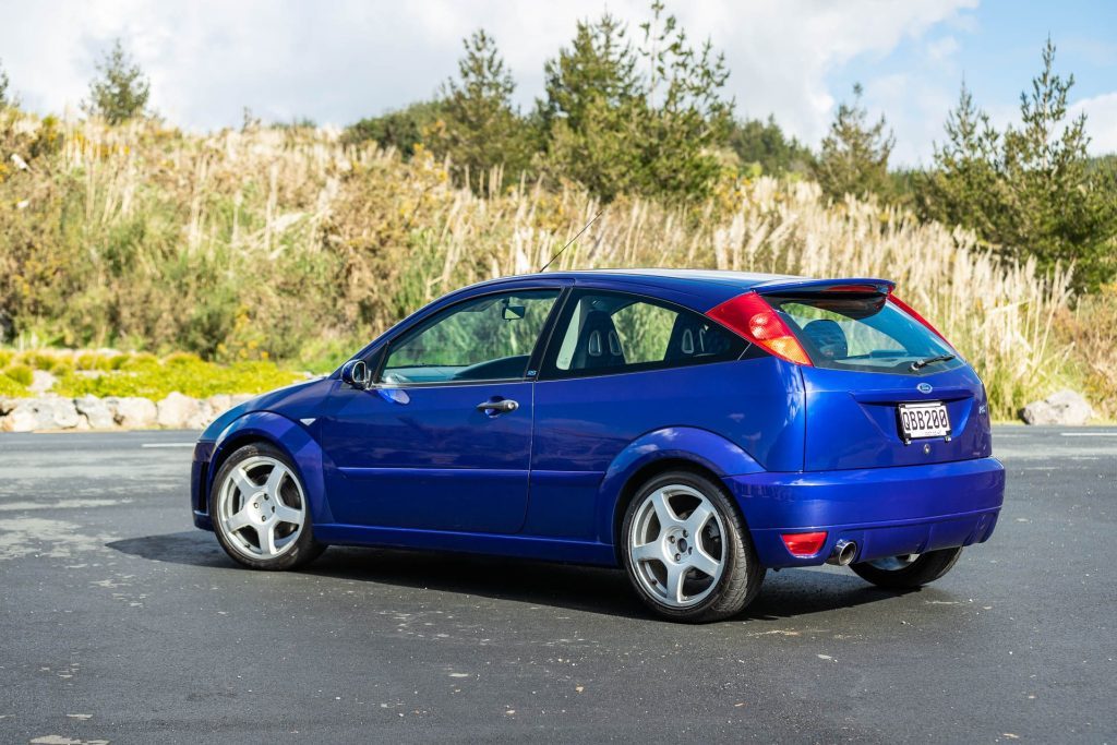 Ford Focus RS Mk1 rear quarter shot