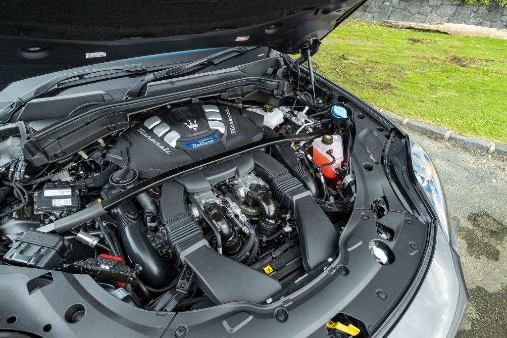 Engine in the Maserati Grecale Trofeo