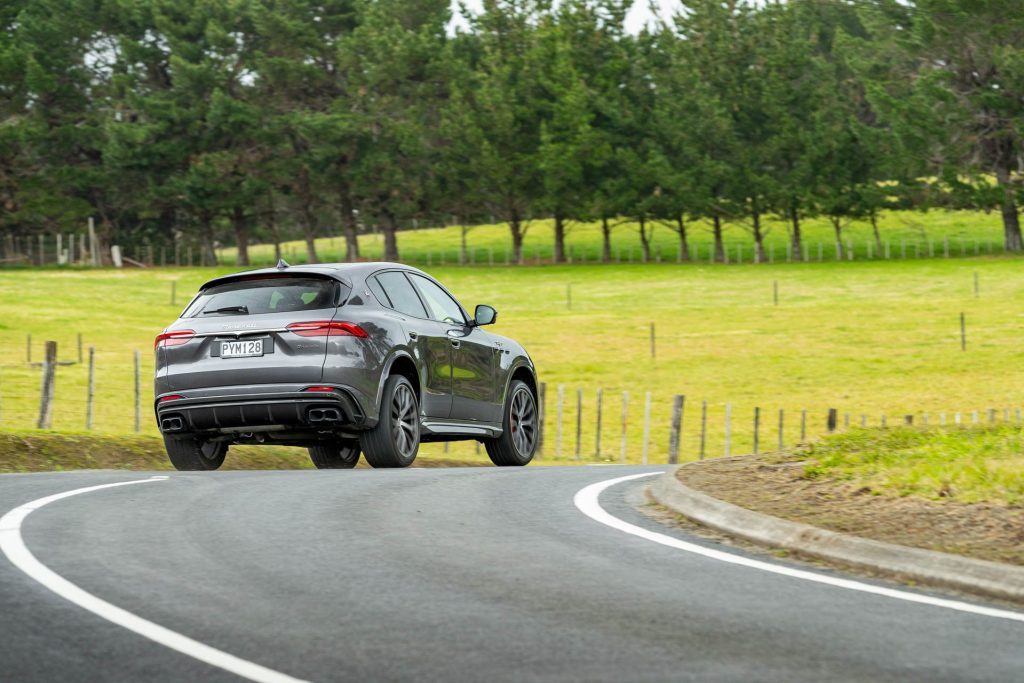 Rear cornering shot of the Maserati Grecale Trofeo