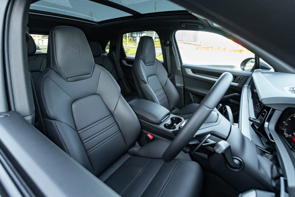 Front seat view in the Porsche Cayenne, with panoramic roof