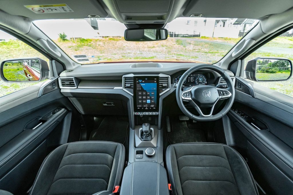 Volkswagen Amarok interior front view