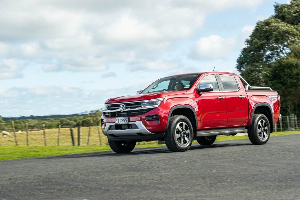 Volkswagen Amarok side action shot