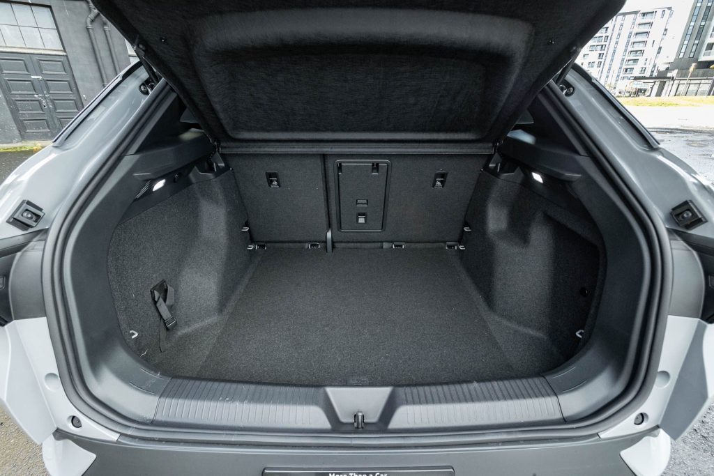 Volkswagen ID.4 Pro boot space