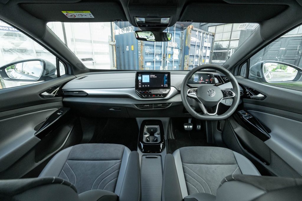 Volkswagen ID.4 Pro front interior view