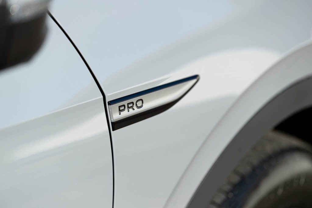 Volkswagen ID.4 Pro badge