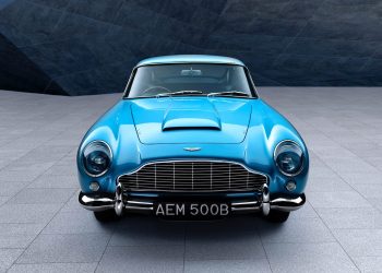 Aston Martin DB5 front view