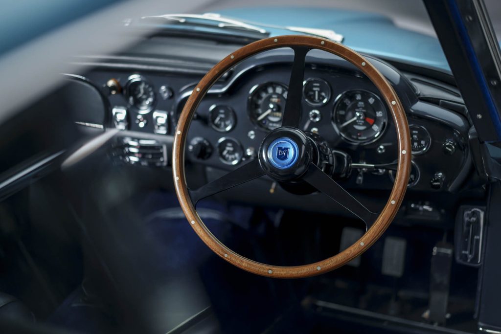 Interior del Aston Martin DB5