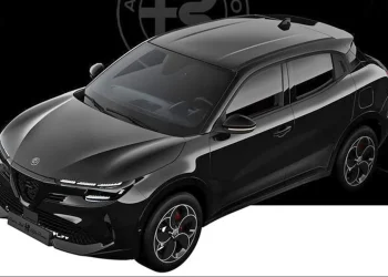 New Alfa Romeo compact SUV leaked image