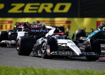Liam Lawson ahead of teammate Yuki Tsunoda at Japanese Grand Prix 2023