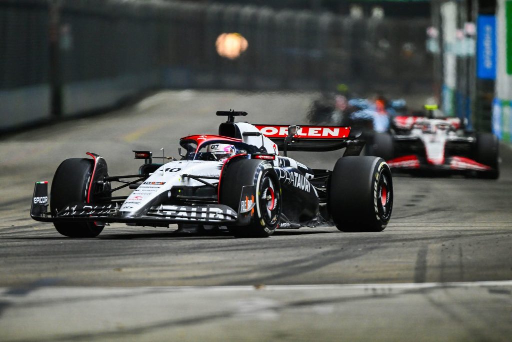 Liam Lawson racing Formula 1 car at Singapore GP