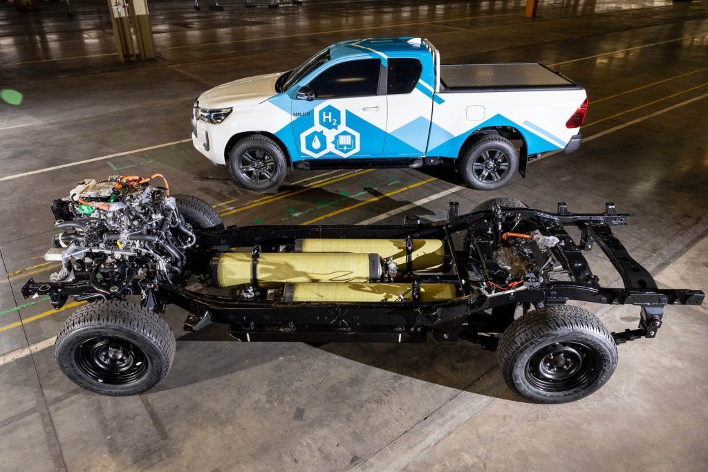 Hydrogen-powered Toyota Hilux chassis