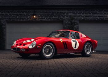 Ferrari 250 GTO front three quarter view