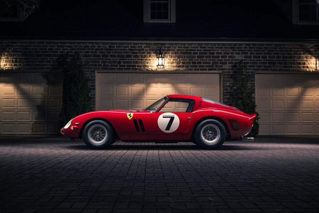 Ferrari 250 GTO side profile view