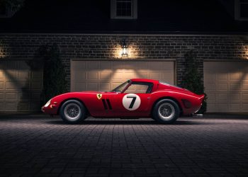 Ferrari 250 GTO side profile view