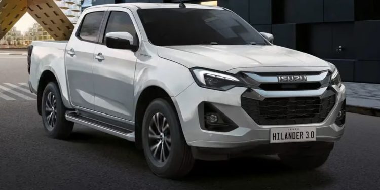 2024 Isuzu D-Max front three quarter view