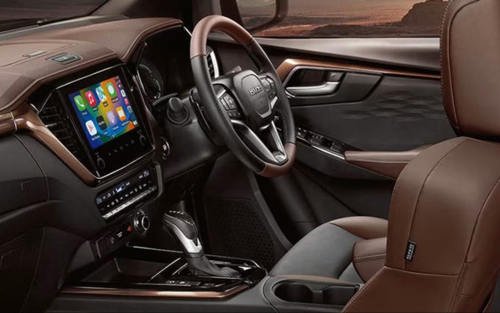 2024 Isuzu D-Max interior