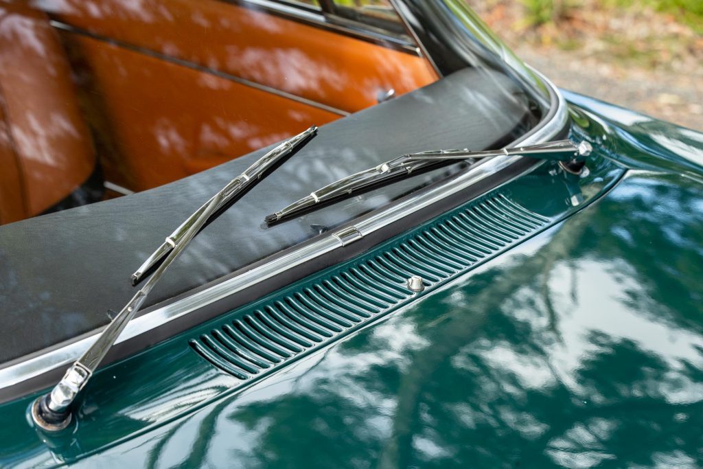 Window wipers in the Alfa Romeo Giulia Sprint GT