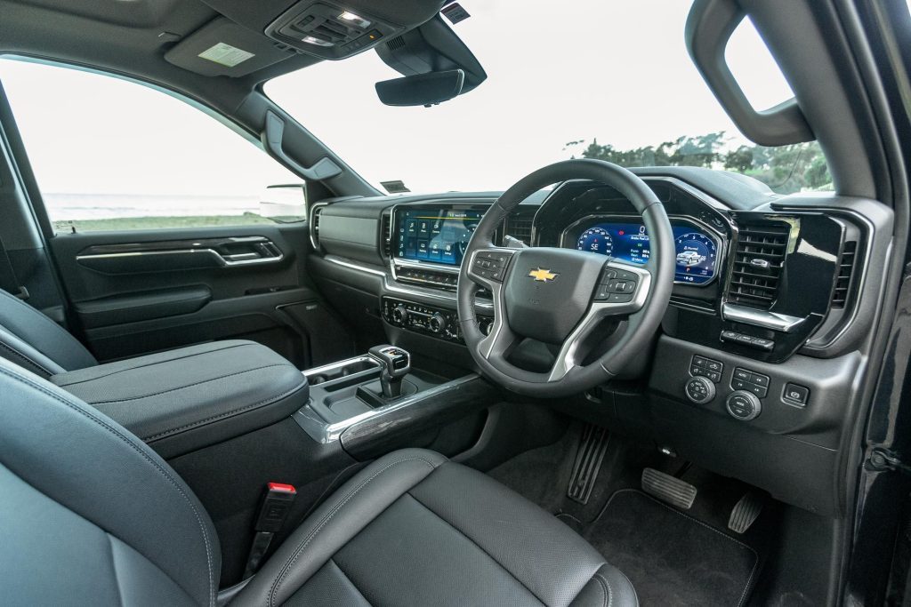 Interior of the Chevrolet Silverado 1500 LTZ Z71