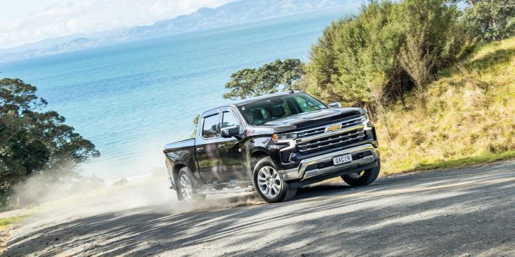 Chevrolet Silverado 1500 LTZ Z71 taking a corner in a sporty fashion