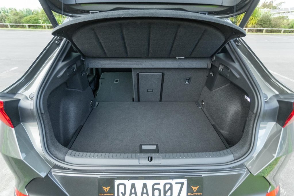 Boot space inside the Cupra Formentor VZ