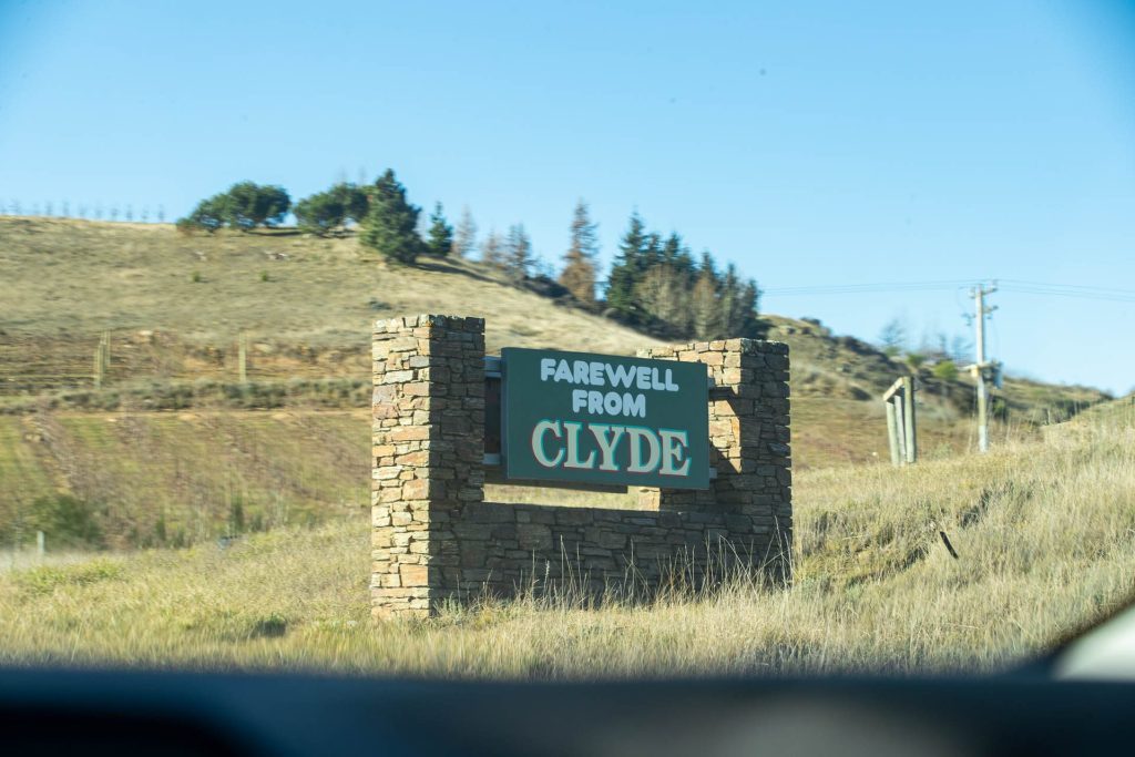 Farewell from Clyde sign