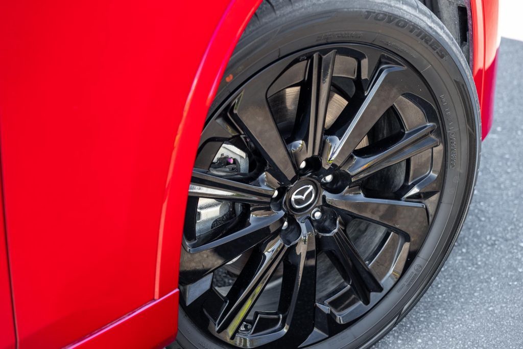 Mazda CX-60 Homura PHEV wheel detail