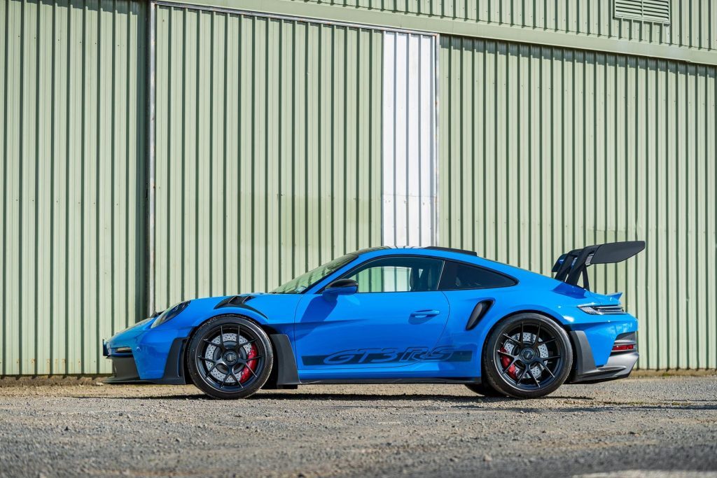 Side profile of the Porsche 911 GT3 RS