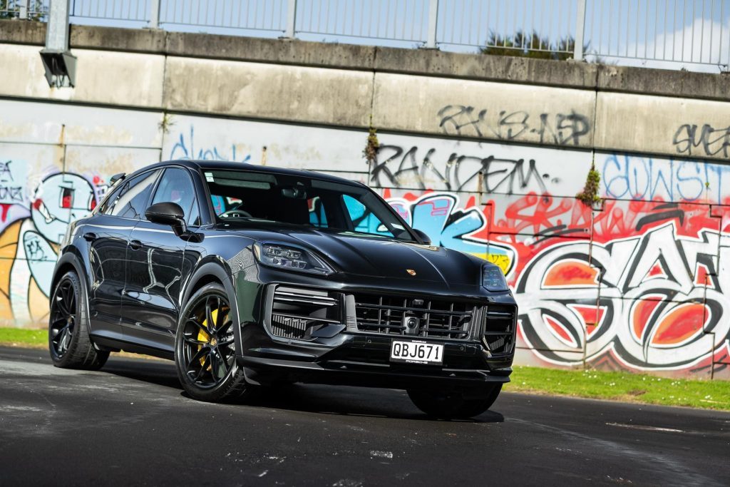Front quarter angle of the Porsche Cayenne Turbo GT