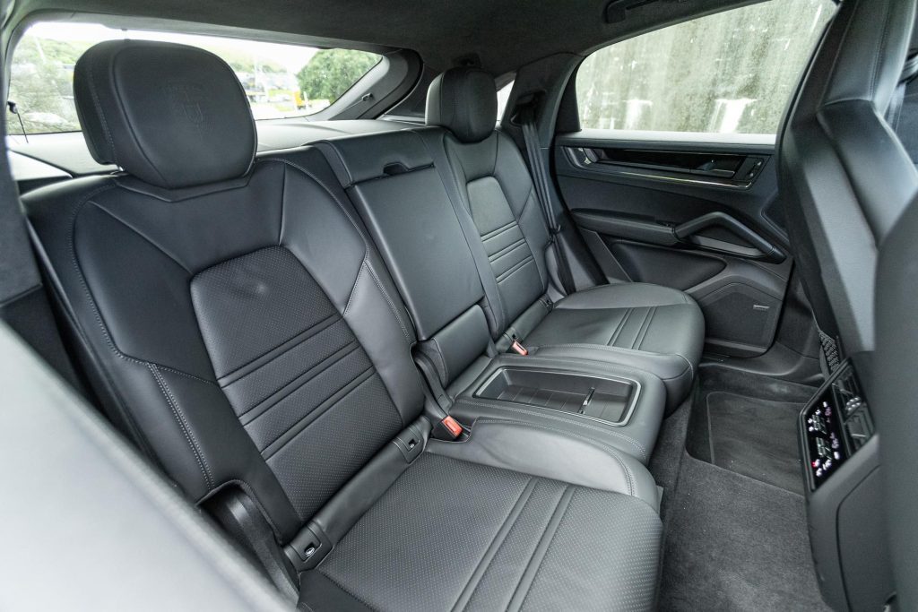 Porsche Cayenne Turbo GT rear seat space