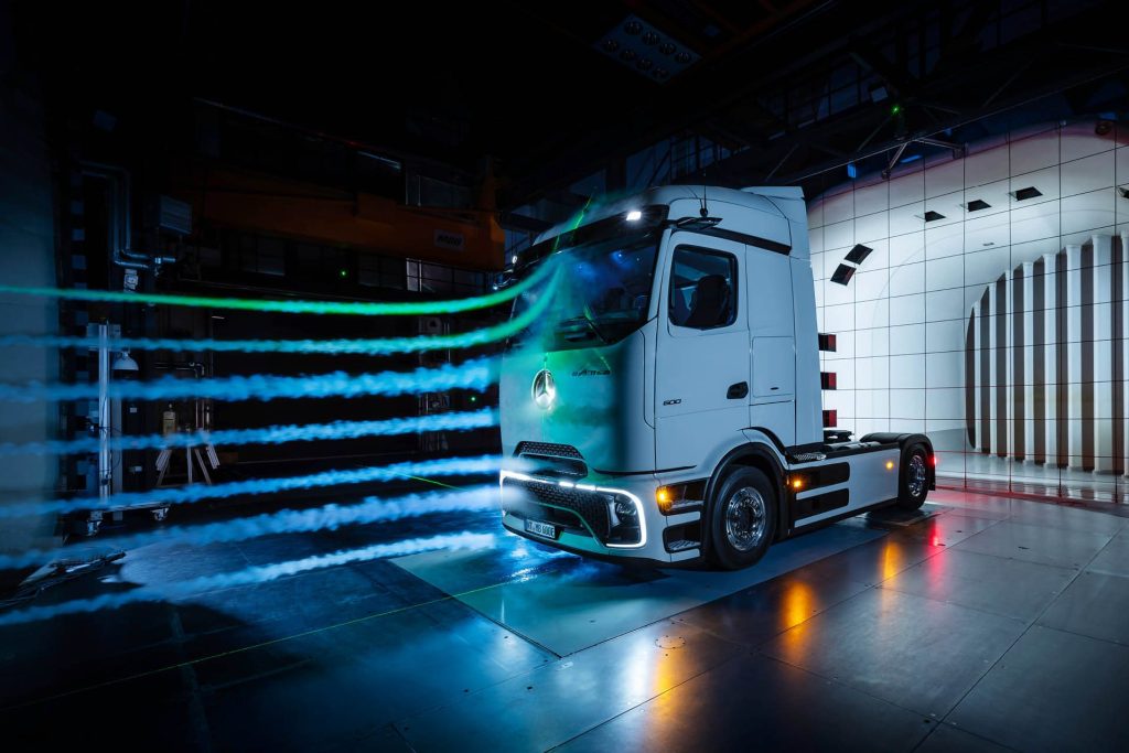Mercedes-Benz eActros 600 in wind tunnel
