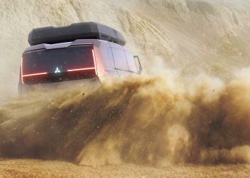 Mitsubishi Crossover MPV Concept drifting in dirt