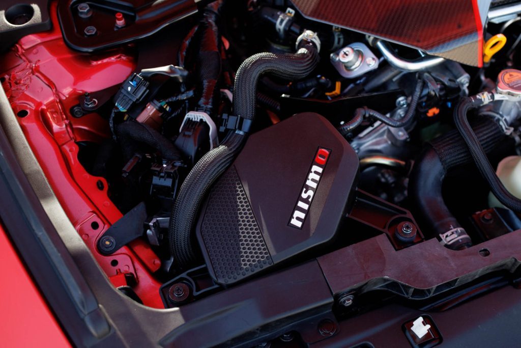 Nissan Safari Rally Z Tribute Nismo intake