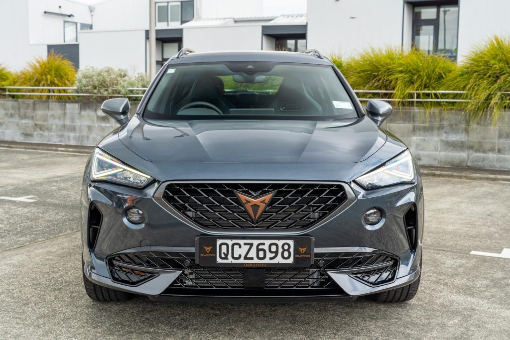 Front profile of the Cupra Formentor V e-Hybrid