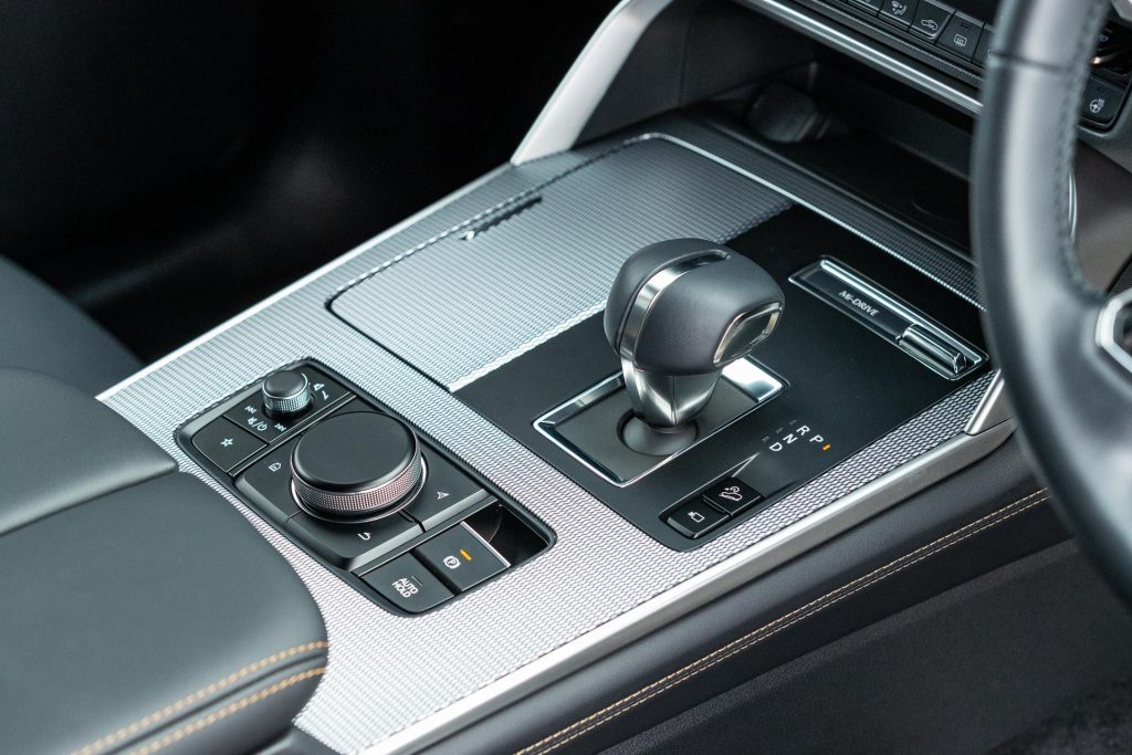 Centre console in the Mazda CX-90 Takami, with gear selector